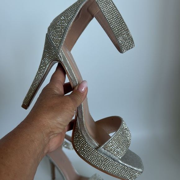 Delicacy Silver rhinestone sandal stiletto heel shoes - Picture 9 of 11